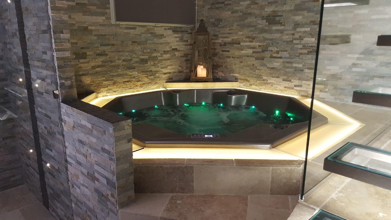 L'Eveil Des Sens Hotel Châteauneuf-le-Rouge Екстериор снимка