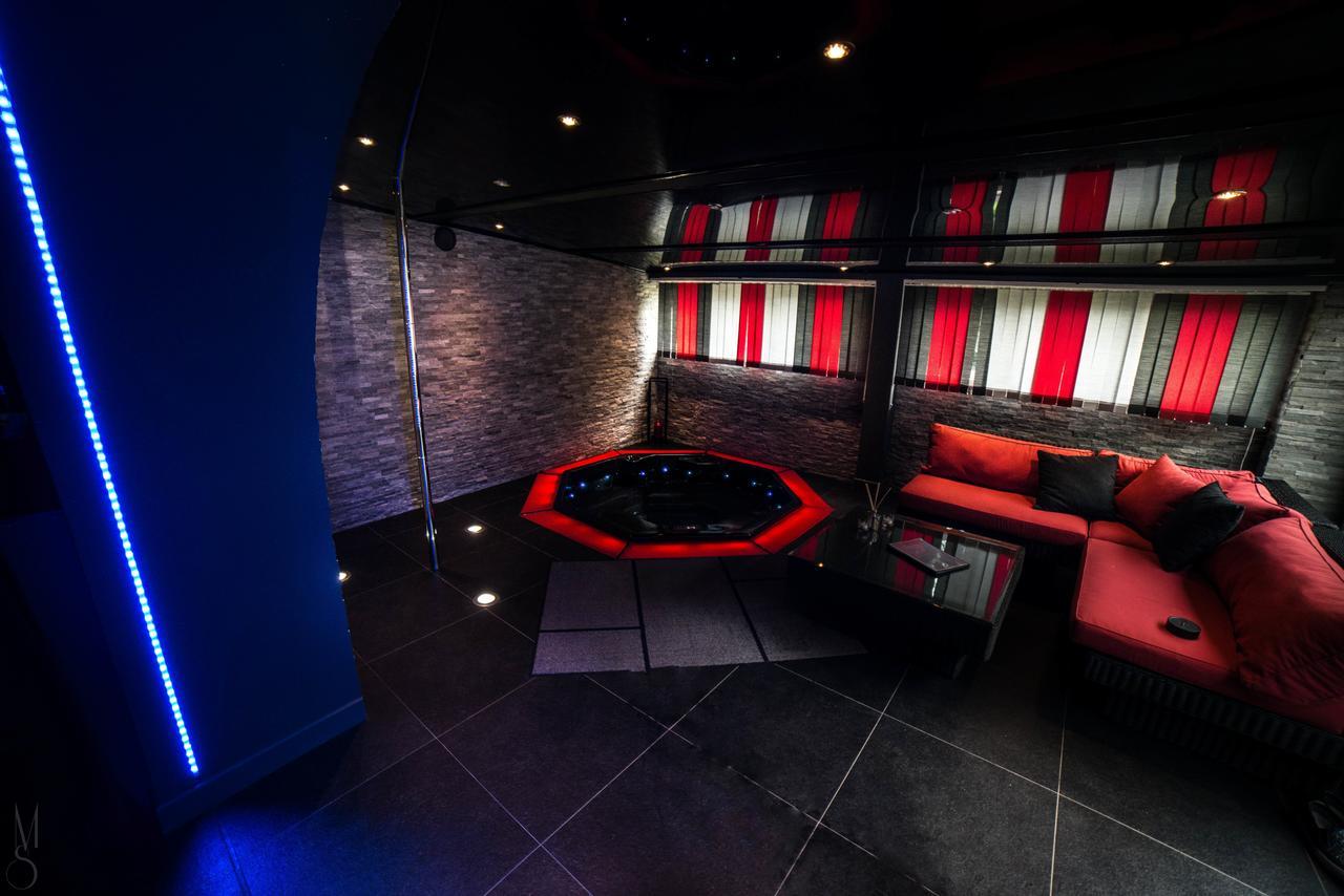 L'Eveil Des Sens Hotel Châteauneuf-le-Rouge Екстериор снимка