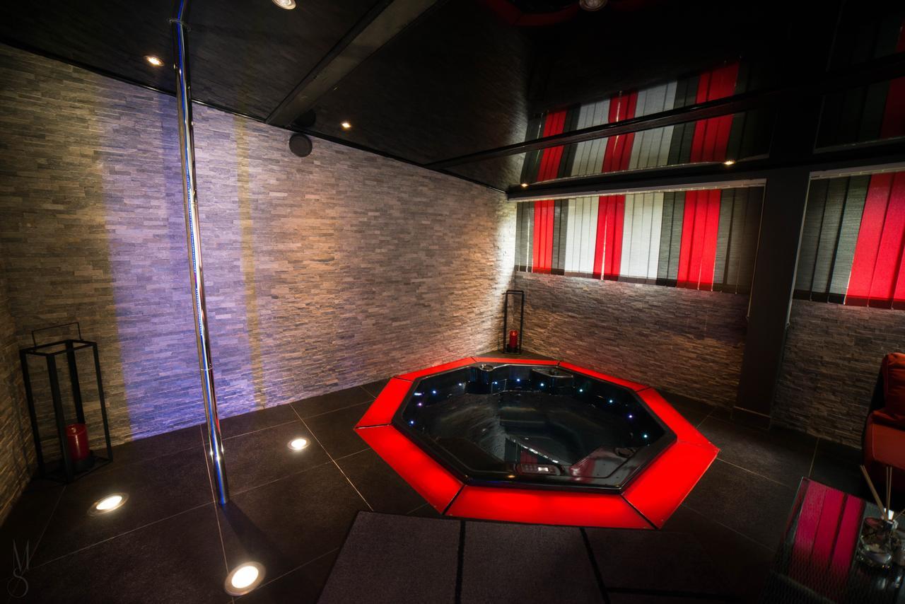 L'Eveil Des Sens Hotel Châteauneuf-le-Rouge Екстериор снимка
